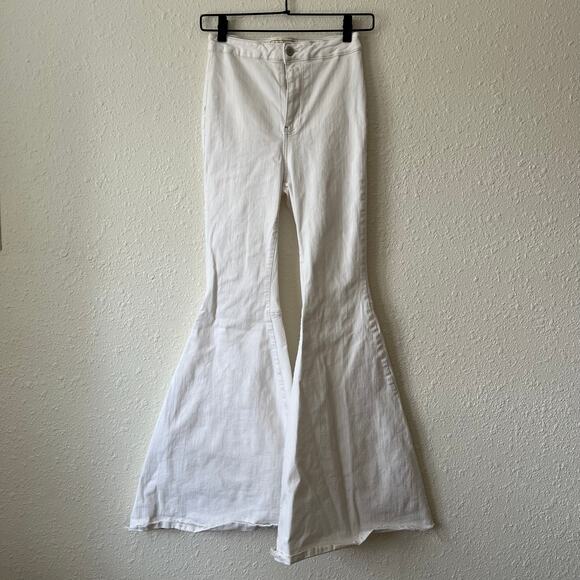 Free People Denim - Free People Just Float On Flare Jeans White Size 27